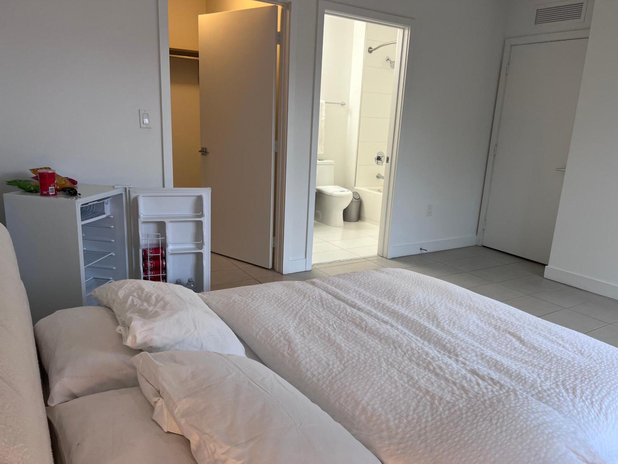 Master Bed Room In Calle Ocho Μαϊάμι Εξωτερικό φωτογραφία