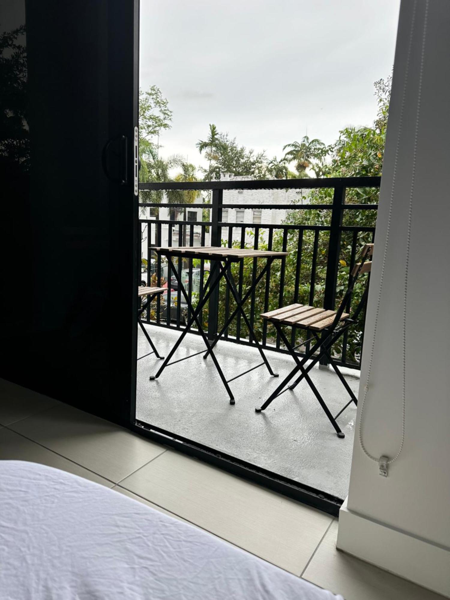 Master Bed Room In Calle Ocho Μαϊάμι Εξωτερικό φωτογραφία
